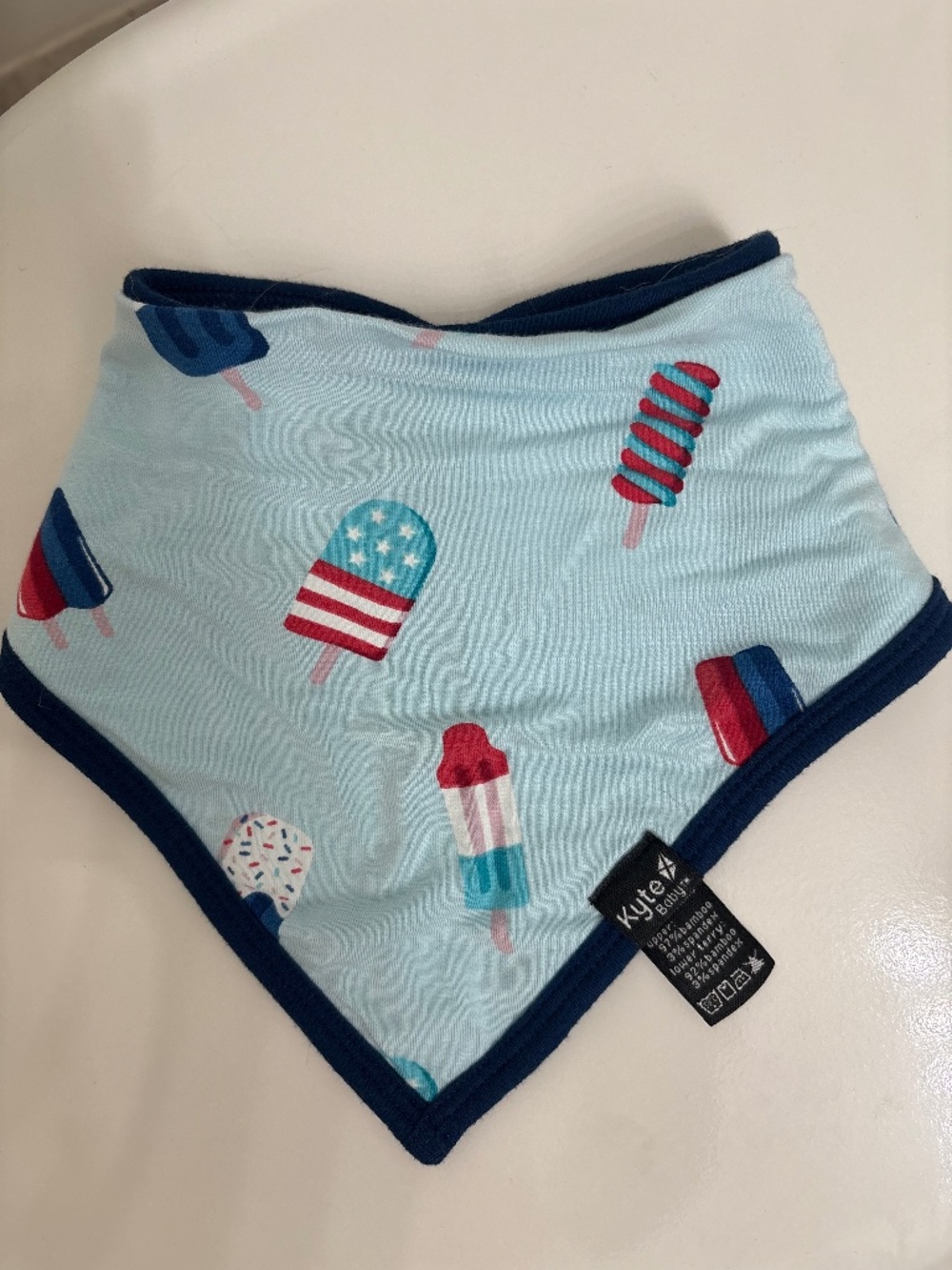Kyte bib
